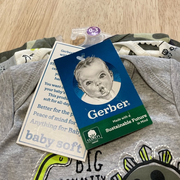 ☀️Gerber 3PK Onesies NWT - Picture 4 of 7